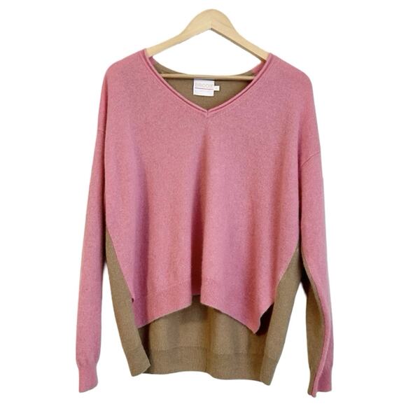 Brodie Cashmere V-Neck Oversized Sweater Pink Beige Colorblock Preppy Chic Sz M - Picture 1 of 6